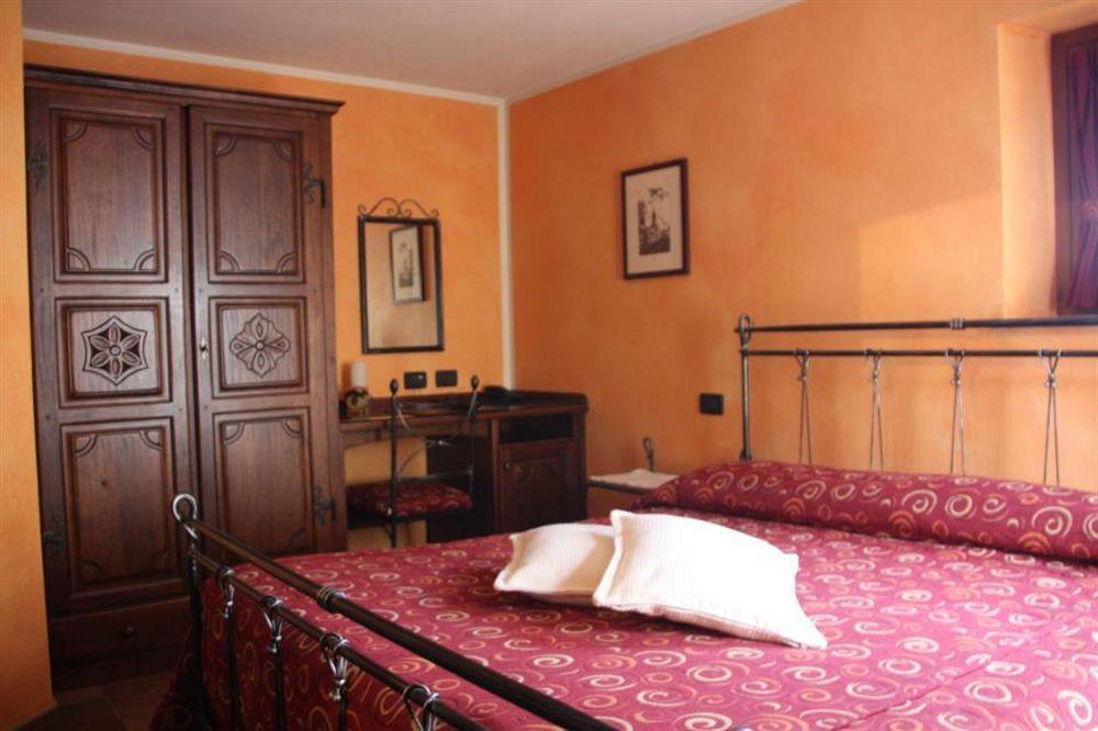 Lo Teisson Bed & Breakfast Pollein ภายนอก รูปภาพ