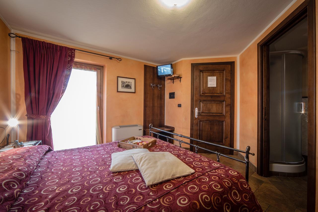 Lo Teisson Bed & Breakfast Pollein ภายนอก รูปภาพ
